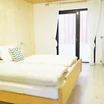 Haus Am Heiner Geissler Platz By Landgasthof Zickler Hotell *