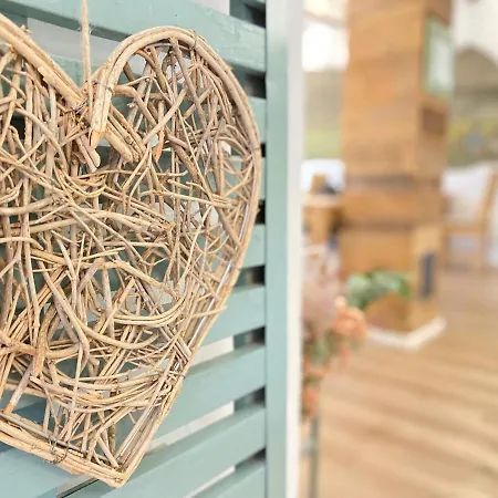 Haus Am Heiner Geissler Platz By Landgasthof Zickler ホテル