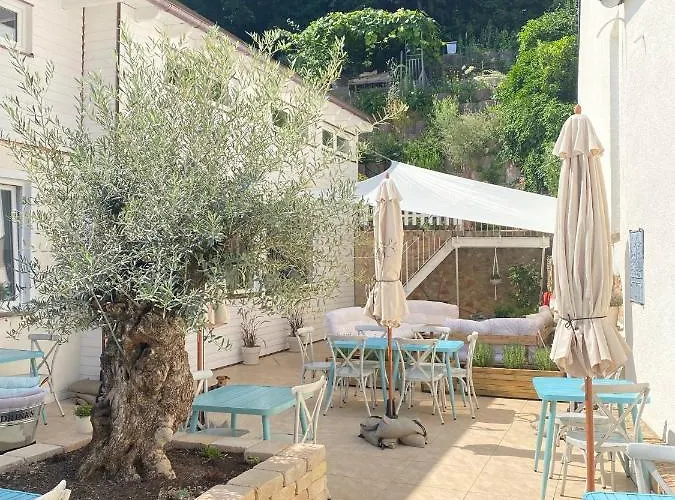 Haus Am Heiner Geissler Platz By Landgasthof Zickler