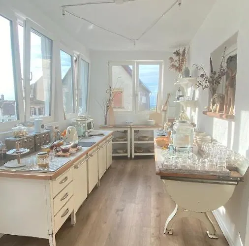 Haus Am Heiner Geissler Platz By Landgasthof Zickler 호텔 *