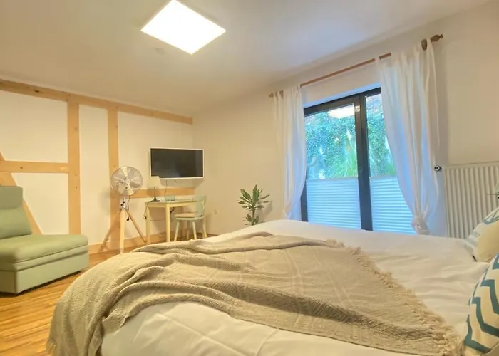 Haus Am Heiner Geissler Platz By Landgasthof Zickler ホテル